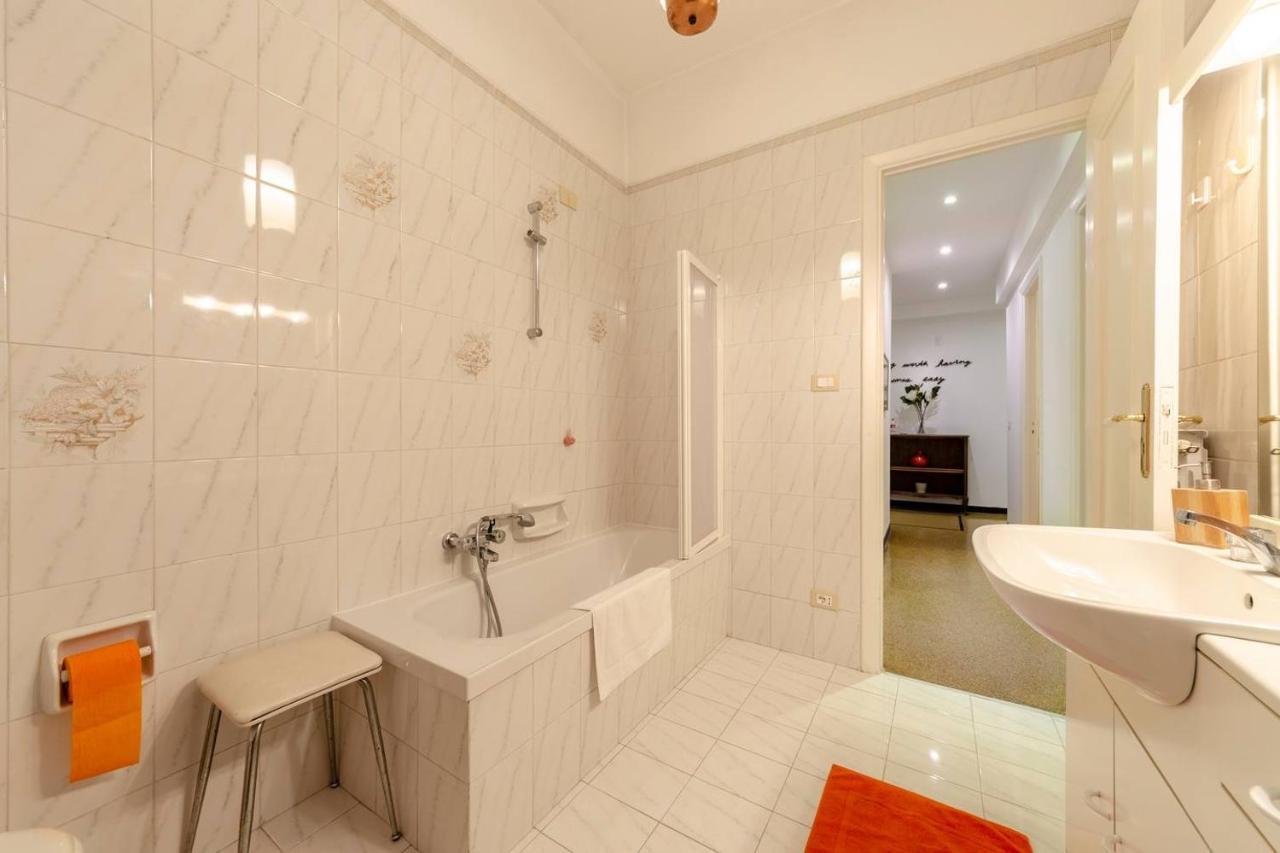 Appartement Altido Family Apt For 6 Located Minutes From The Sea à Gênes Extérieur photo