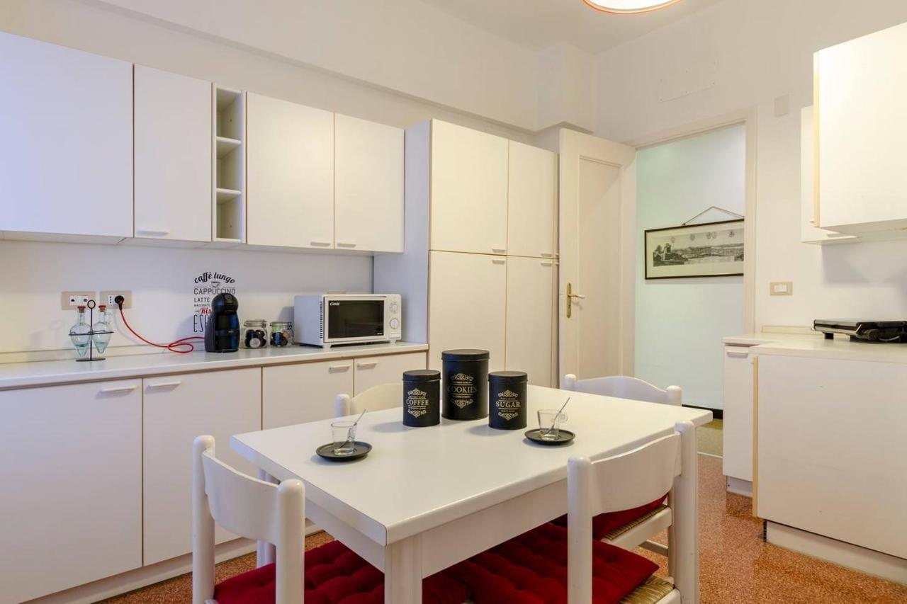 Appartement Altido Family Apt For 6 Located Minutes From The Sea à Gênes Extérieur photo